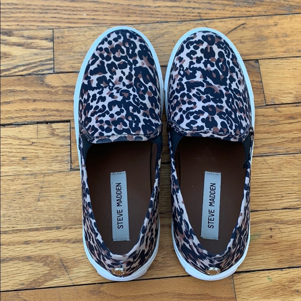 Steve Madden Slip on Loafers
